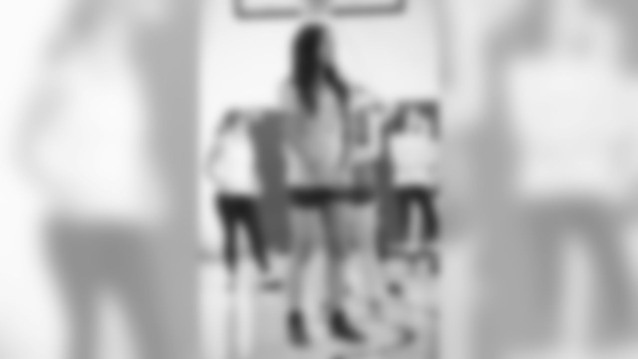 train2018cheer52564