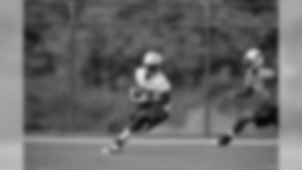 Titans rookies take part in their first practice at Baptist Sports Park on Friday, April 30, 2010.