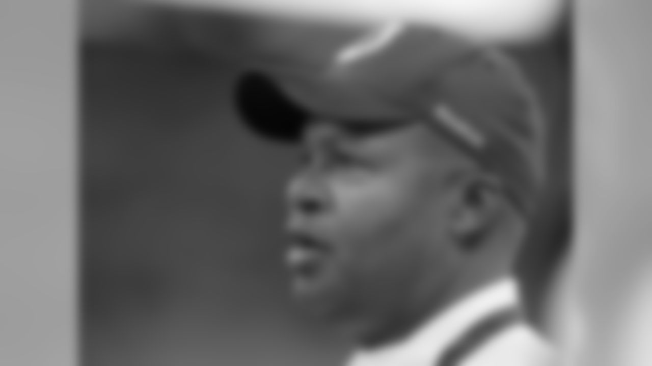 Indianapolis Colts head coach Jim Caldwell looks on during the first quarter of an NFL football game against the Tennessee Titans in Indianapolis, Sunday, Dec. 6, 2009. (AP Photo/Darron Cummings)