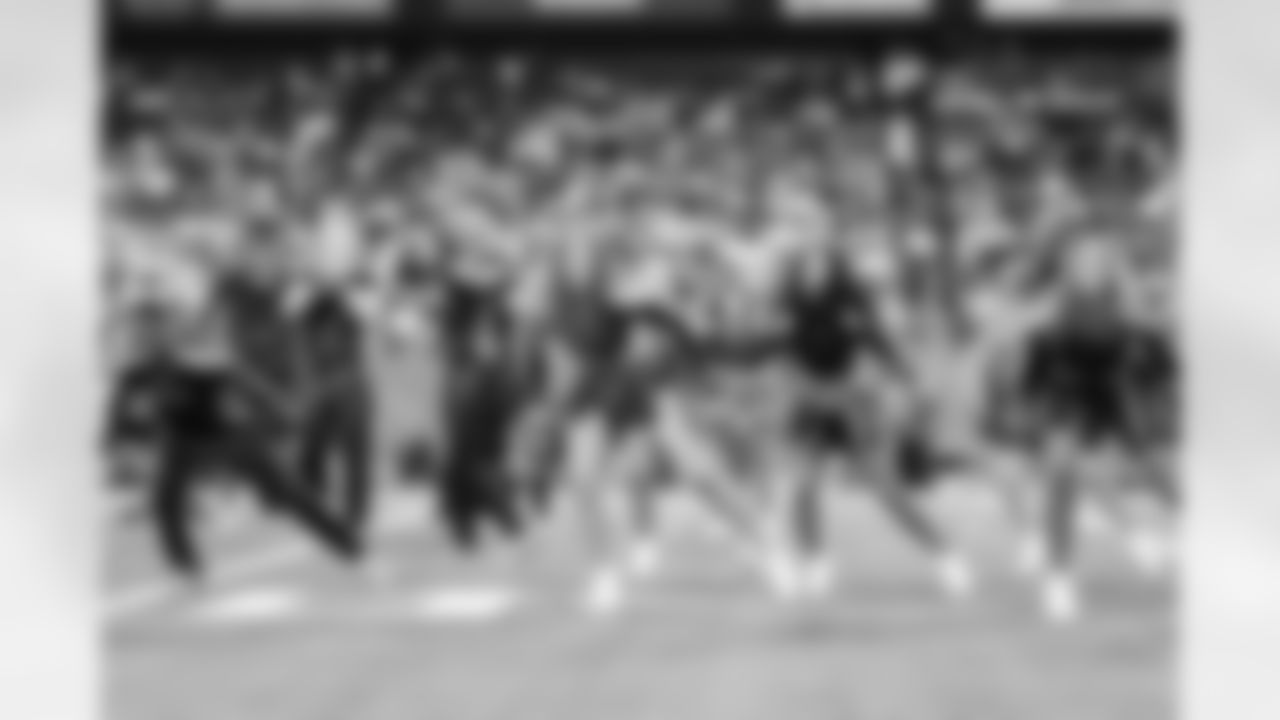 Tennessee Titans Cheerleaders during the preseason game between the Tennessee Titans and the New England Patriots at Nissan Stadium on August 25, 2023 in Nashville, TN. Photo By Kaitlyn Hungerford/Tennessee Titans