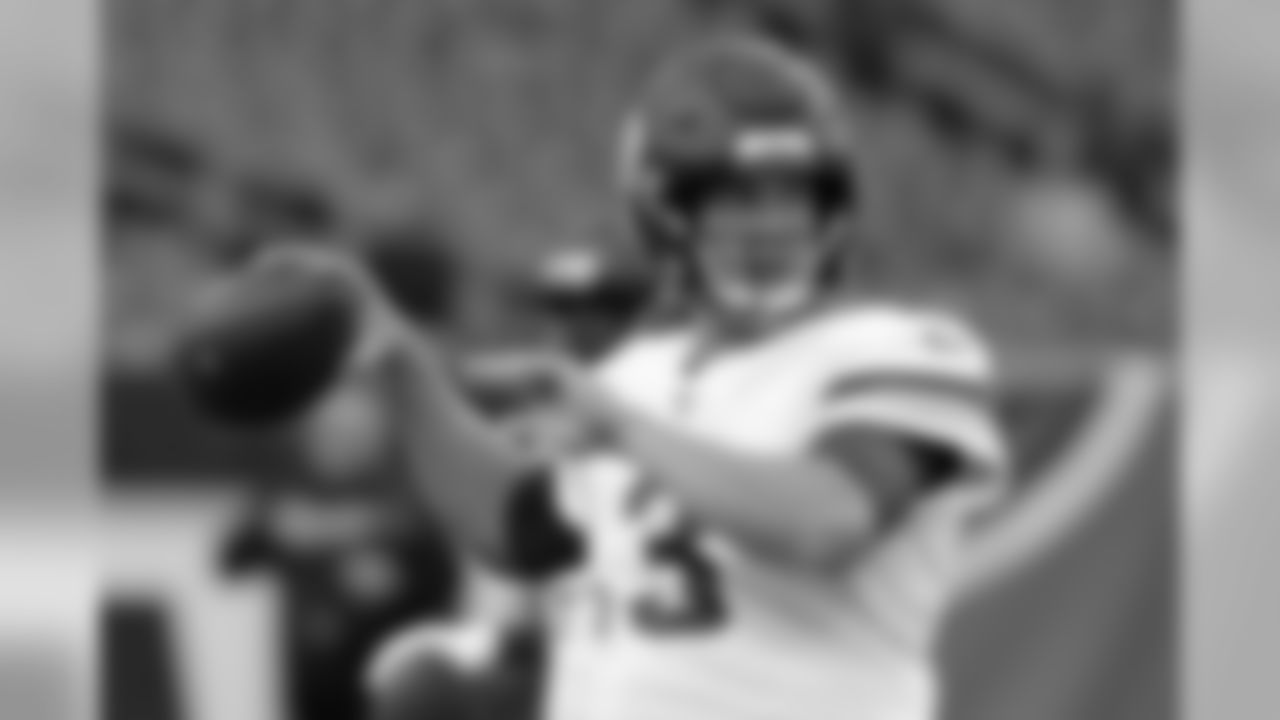 Minnesota Vikings quarterback Trevor Siemian warms up before a preseason NFL football game against the Tennessee Titans Thursday, Aug. 30, 2018, in Nashville, Tenn. (AP Photo/Mark Zaleski)