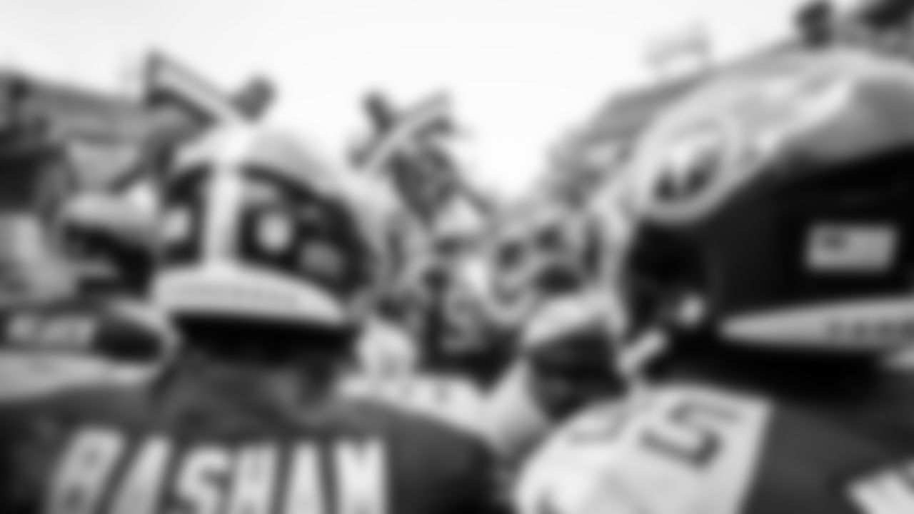 The Tennessee Titans and the Jacksonville Jaguars compete at Nissan Stadium on December 11, 2022 in Nashville, TN. Photo By \06188231/Tennessee Titans