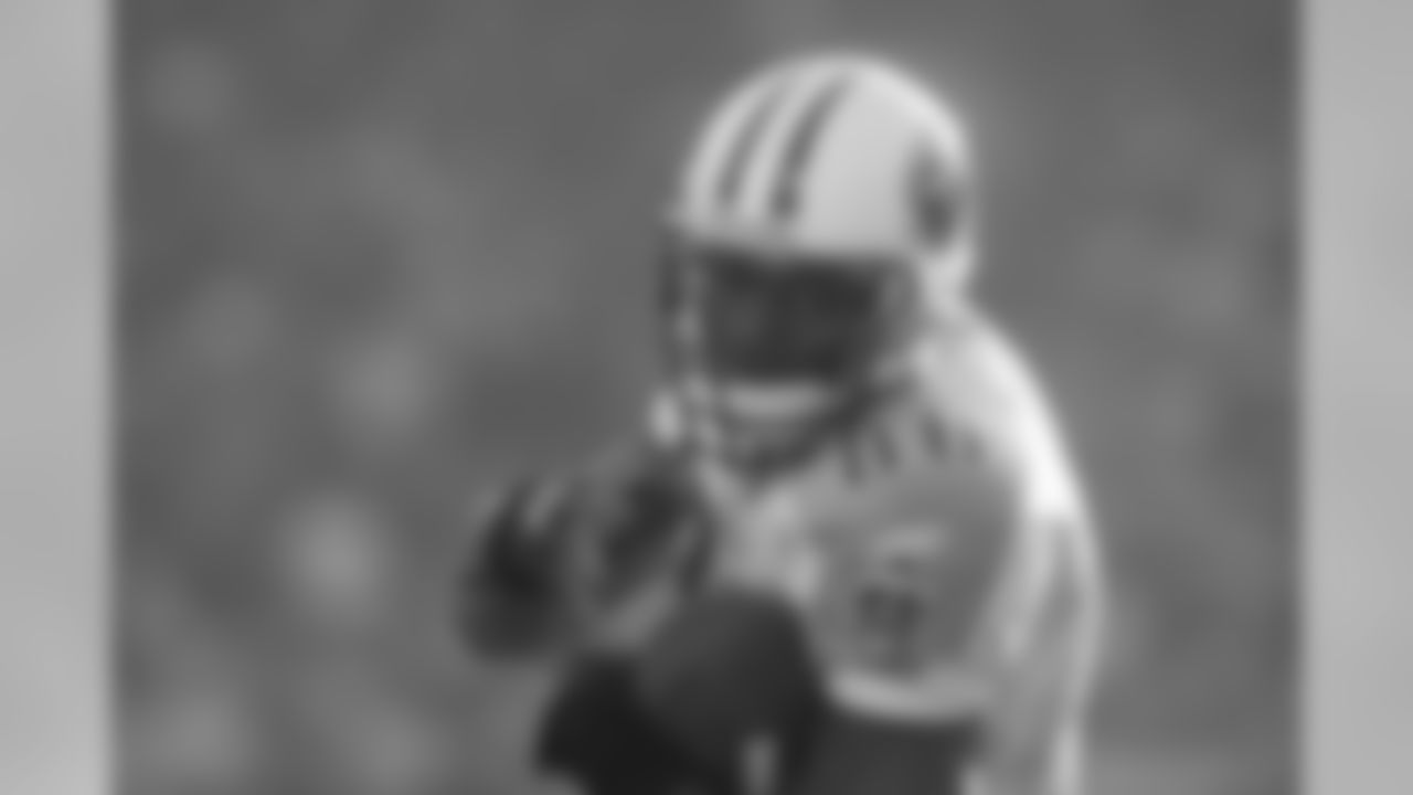 The Titans selected Ben Troupe in the second round with the 40th overall pick of the 2004 NFL Draft.