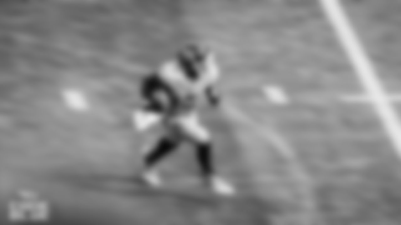 The Tennessee Titans versus the Cleveland Browns at Nissan Stadium on DECEMBER 06, 2020 in Nashville, TN. Photo By Sam Carbine/Tennessee Titans