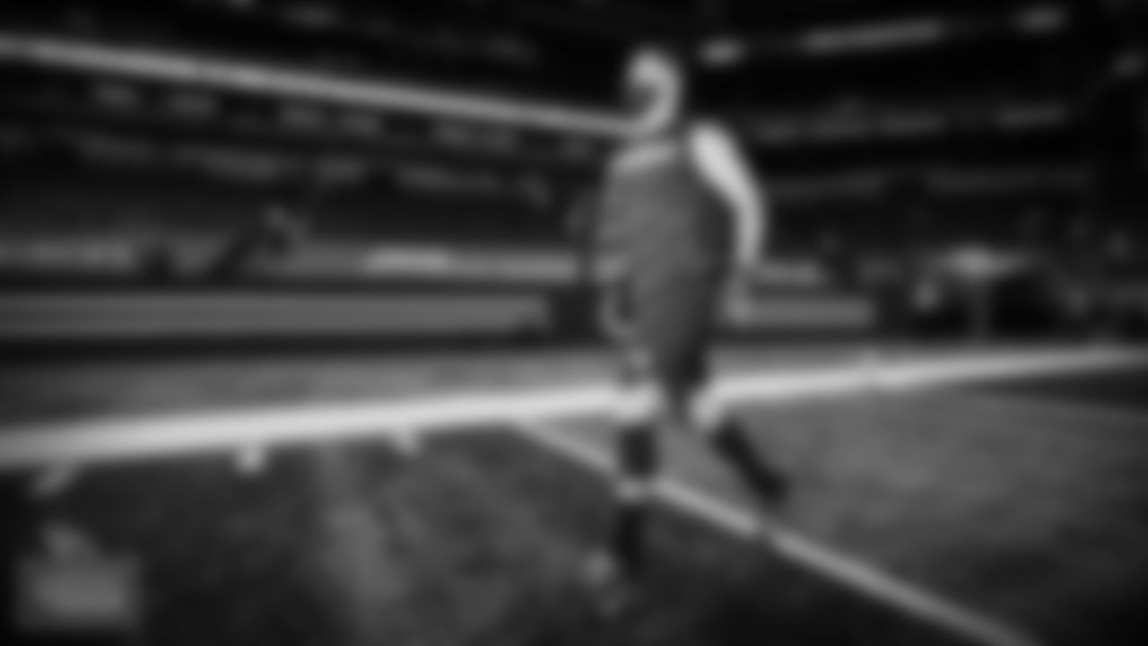 The Tennessee Titans versus the Indianapolis Colts at Lucas Oil Stadium on NOVEMBER 29, 2020 in Baltimore, MD. Photo By Donald Page/Tennessee Titans