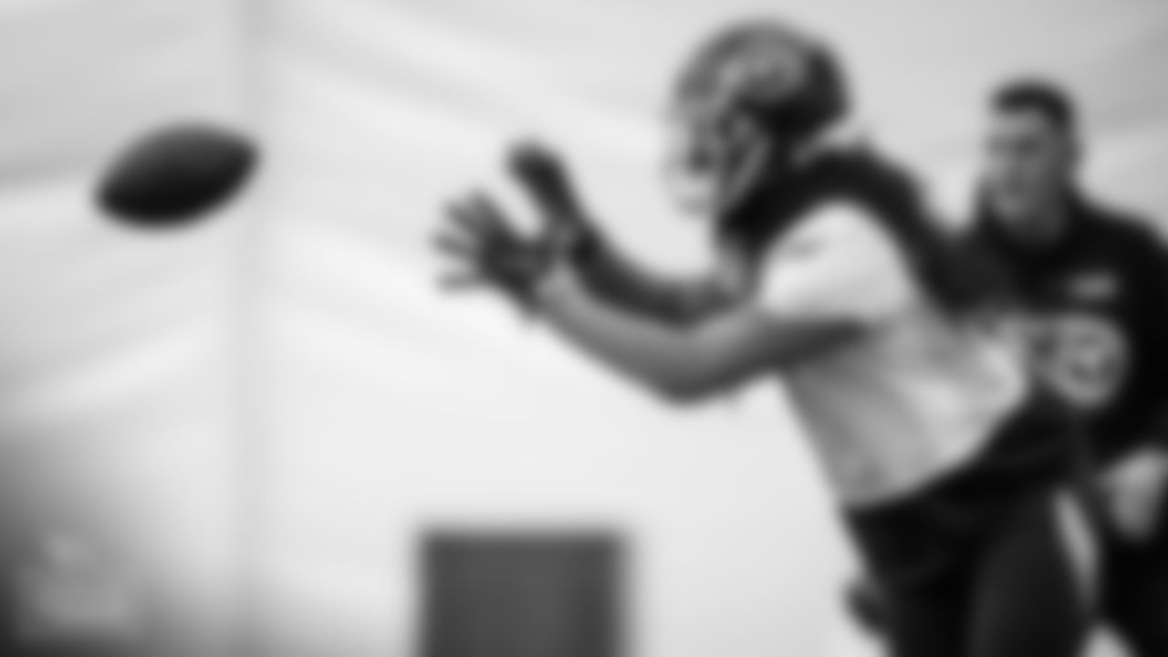 NASHVILLE, TN - JANUARY 06, 2022 - Running back D'Onta Foreman #7 of the Tennessee Titans during practice at Saint Thomas Sports Park in Nashville, TN. Photo By Donald Page/Tennessee Titans