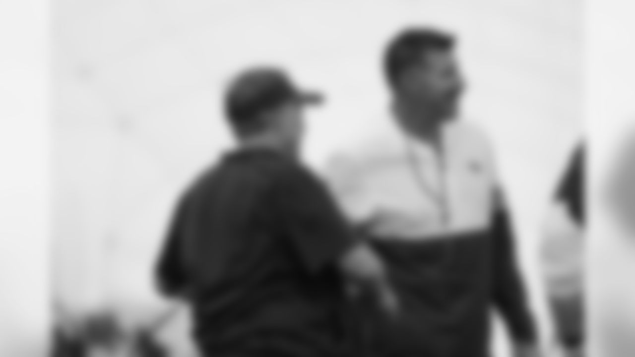 NASHVILLE, TN - AUGUST 14, 2019 - Head coach Mike Vrabel of Tennessee Titans and Bill Belichick during training camp joint practice with the New England Patriots at Saint Thomas Sports Park in Nashville, TN. Photo By Donald Page/Tennessee Titans