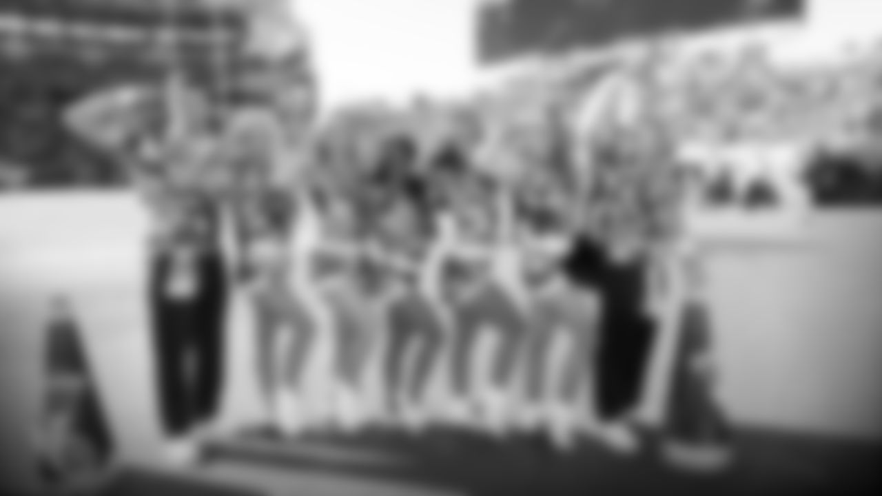 NASHVILLE, TN - NOVEMBER 10, 2019 - Tennessee Titans Cheerleaders pose for a group photo during the game between the Tennessee Titans and the Kansas City Chiefs at Nissan Stadium in Nashville, TN. Photo By Kayla Schoen/Tennessee Titans