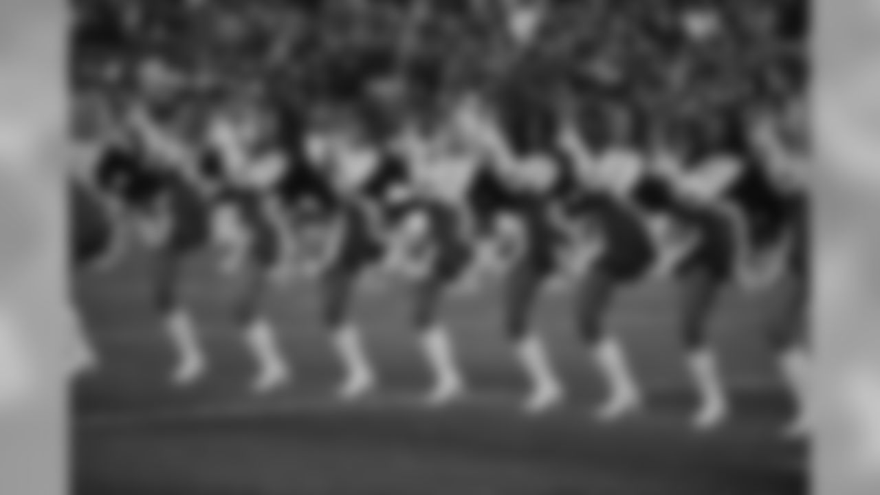 titans-redskins-cheer66148seqn}