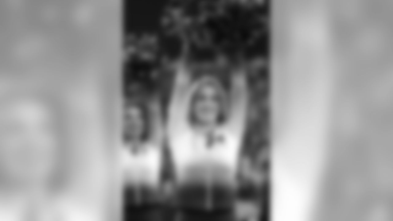 jags2018cheer163902seqn}