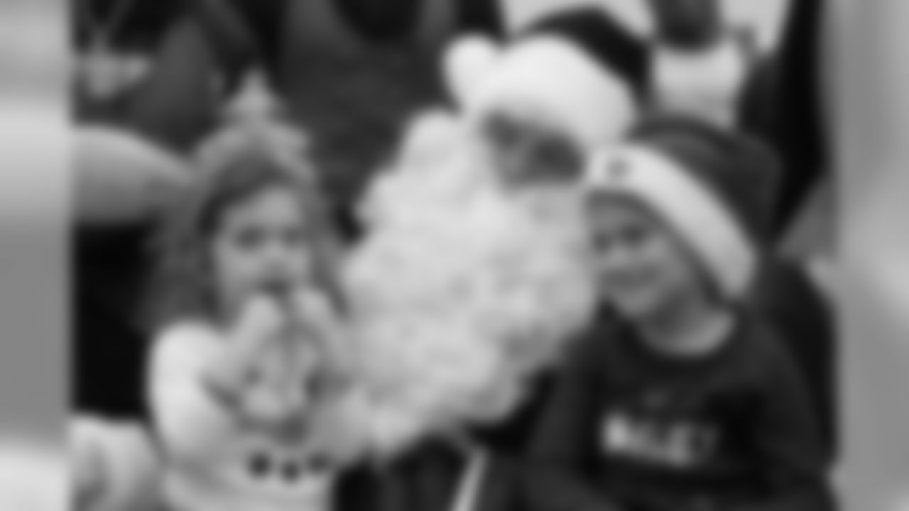 santa201865404seqn}
