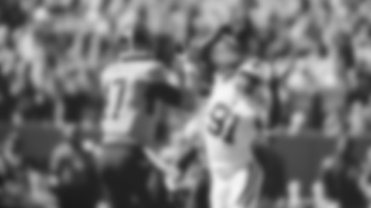 The Tennessee Titans and the Indianapolis Colts play at Nissan Stadium on October 23, 2022 in Nashville, TN Photo By \03377571/Tennessee Titans