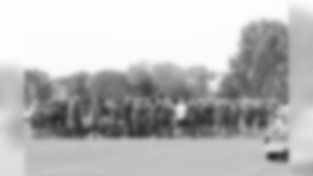 titans-bucs-practice-180815c43896