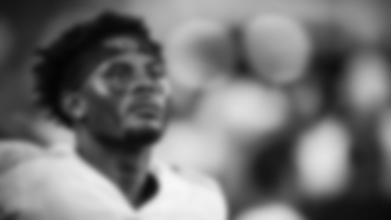 Quarterback Malik Willis #7 of the Tennessee Titans before the game between the Tennessee Titans and the Baltimore Ravens at M&T Bank Stadium on August 11, 2022 in Baltimore, MD. Photo By Donald Page/Tennessee Titans