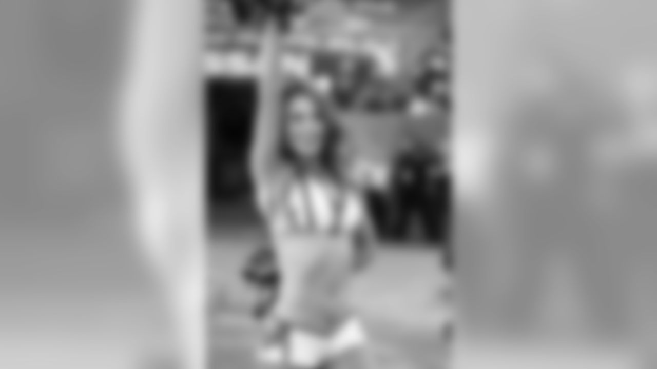 titans2018vikings-cheer145850