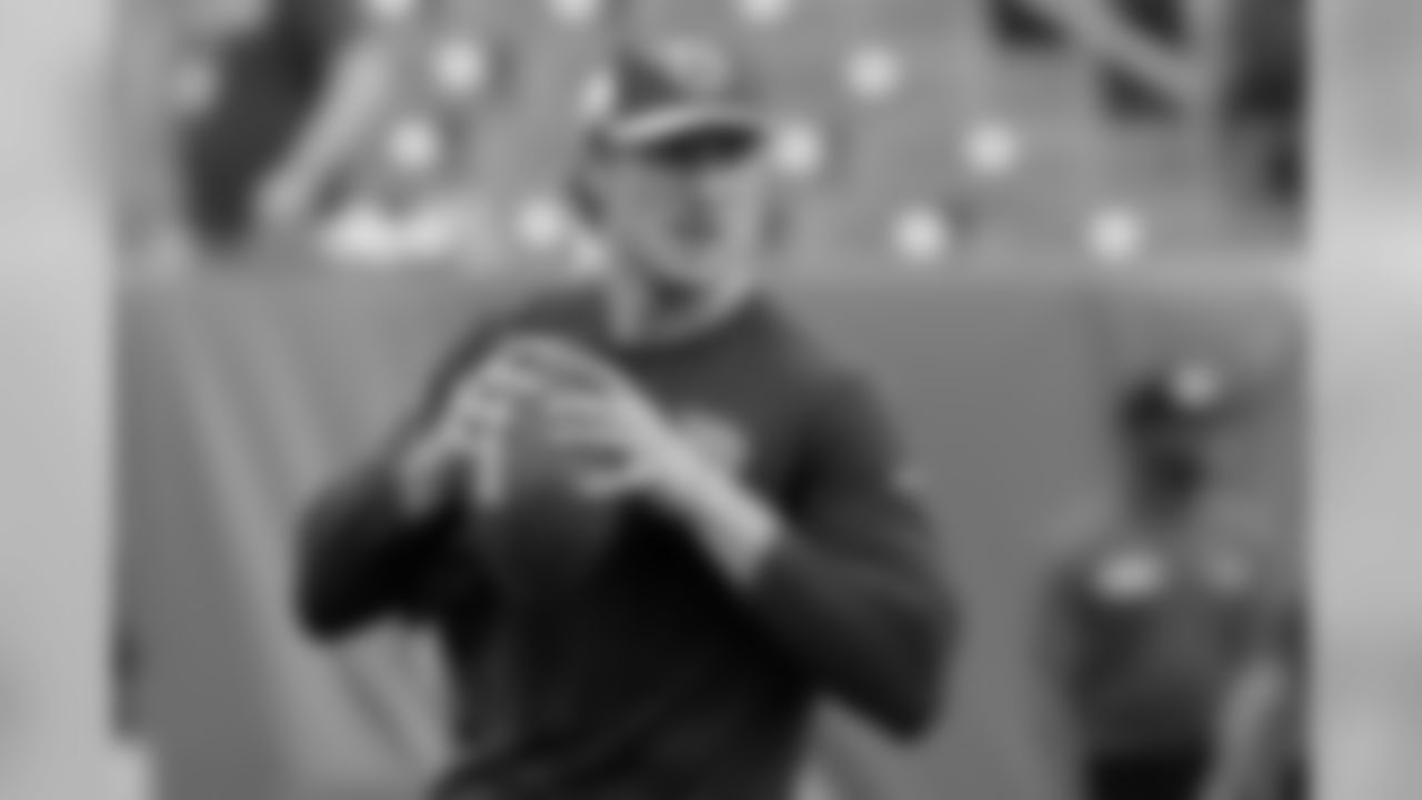 Tennessee Titans quarterback Blaine Gabbert warms up before an NFL football game between the Titans and the Houston Texans Sunday, Sept. 16, 2018, in Nashville, Tenn. (AP Photo/Mark Zaleski)
