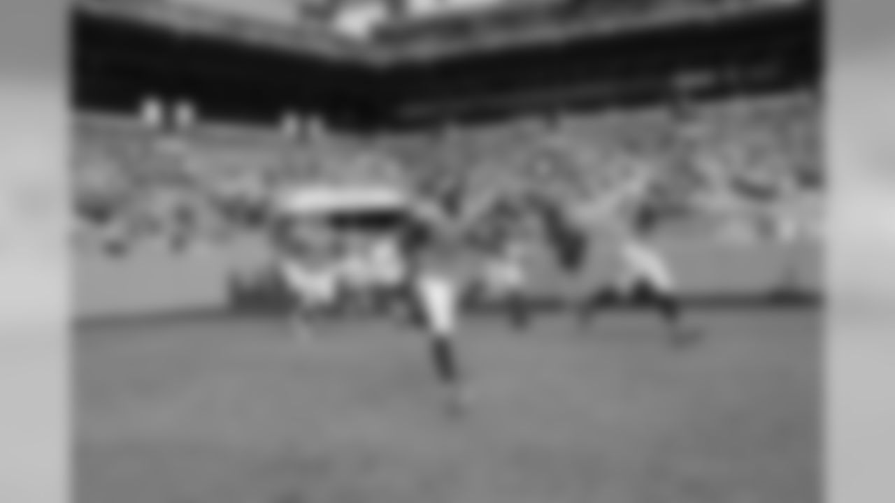 best2018dolphins-pregame247441