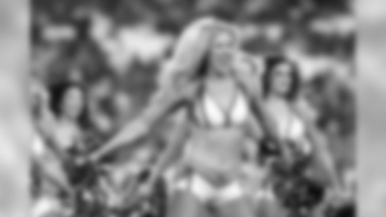 titans2018vikings-cheer145853