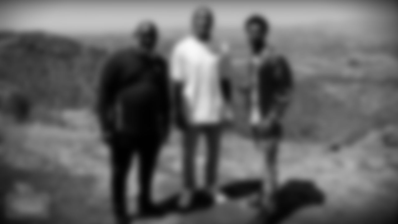LOS ANGELES, CA - MAY 13, 2021 - Wide receiver Josh Reynolds of the Tennessee Titans and Jonathan Daviss take a tour of Malibu Wine Hikes. Photo By Donald Page/Tennessee Titans