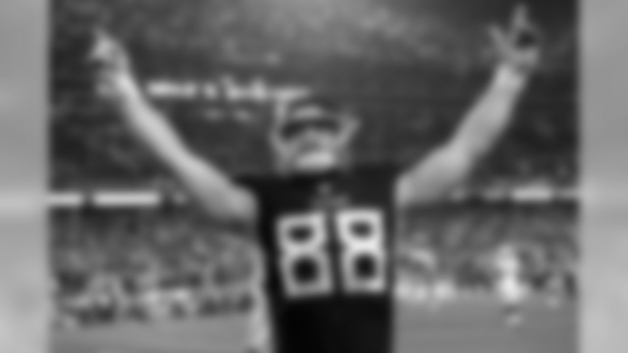 Tennessee Titans tight end Luke Stocker celebrates after scoring a touchdown against the Indianapolis Colts in the second half of an NFL football game Sunday, Dec. 30, 2018, in Nashville, Tenn. (AP Photo/Mark Zaleski)