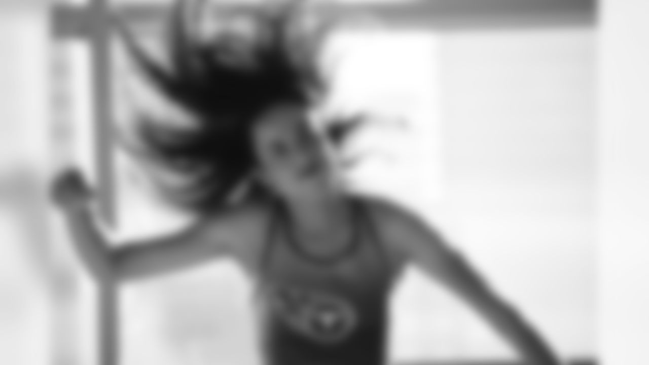 190519-cheer-team74396