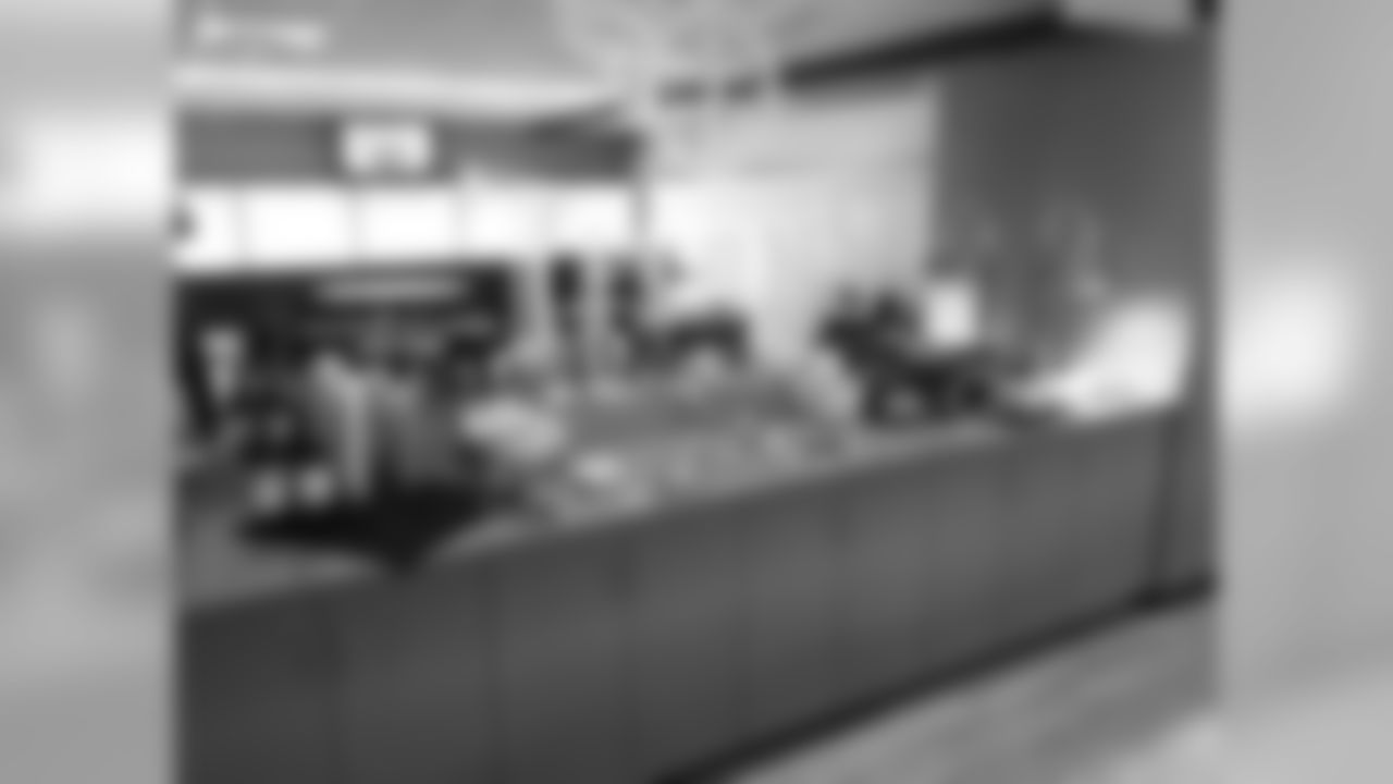 2016RenovatedSuite3