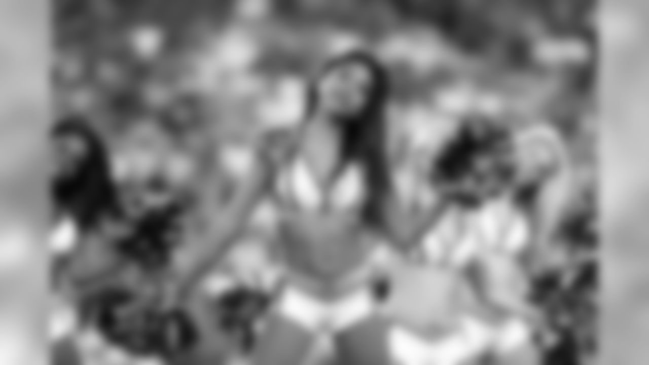 titans2018vikings-cheer145854