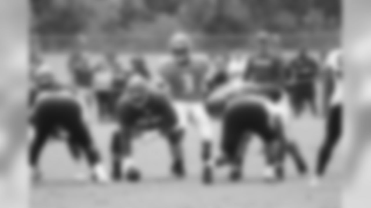 titans-bucs-practice-180815c43874