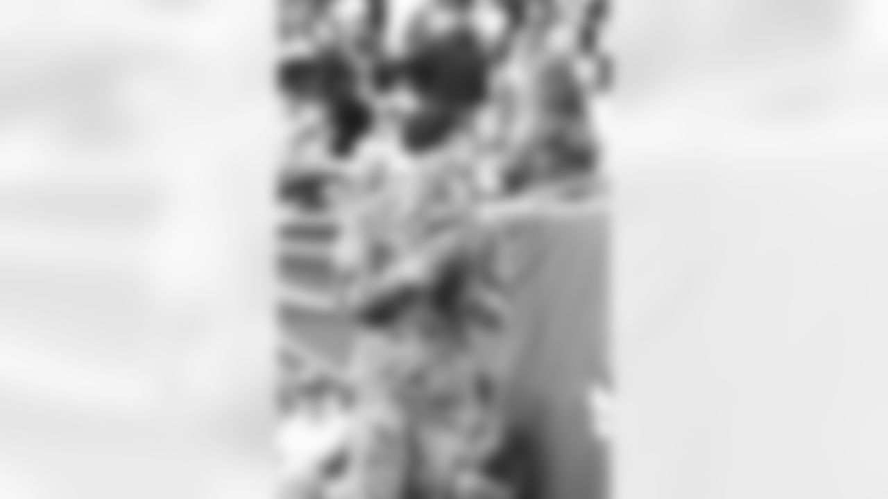 military2018titans60663