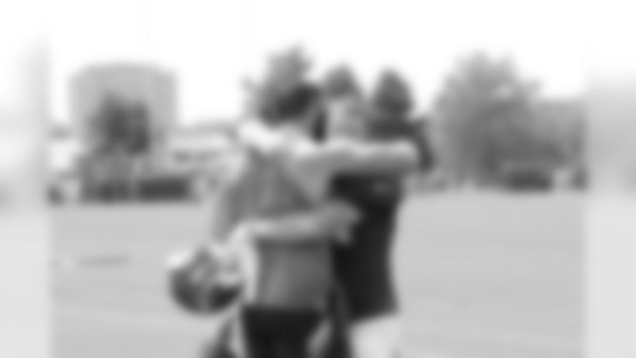 titans-bucs-practice-180815c43900