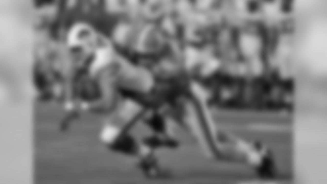 Game action from the Hall of Fame Game featuring the Tennessee Titans and Buffalo Bills on Saturday, Aug. 9, 2009 in Canton, Ohio.