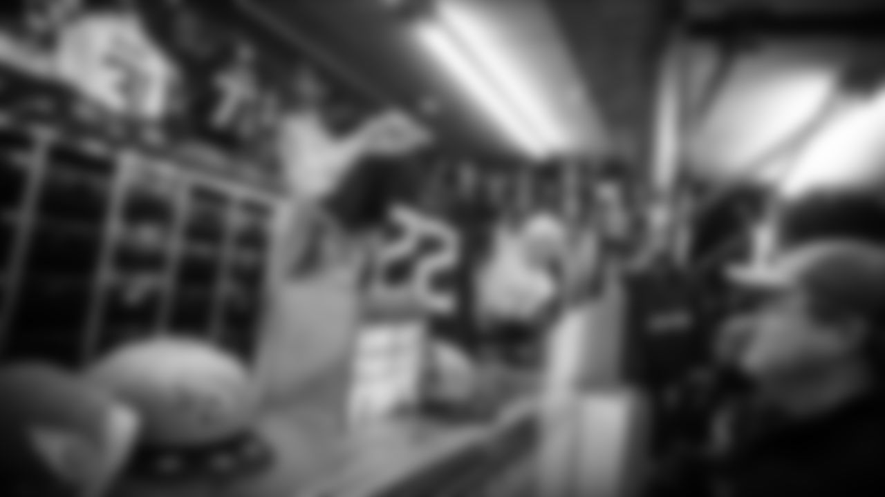 NASHVILLE, TN - JANUARY 11, 2020 - A fan buys a jersey from the Titans Locker Room Truck outside The George Jones ahead of the Titans game in Nashville, TN. Photo By Brad Moore/Tennessee Titans