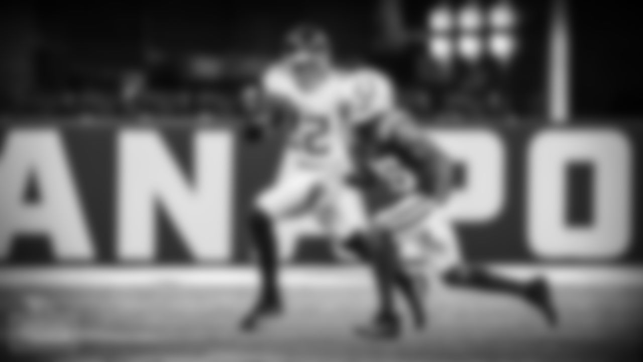 The Tennessee Titans versus the Indianapolis Colts at Lucas Oil Stadium on NOVEMBER 29, 2020 in Baltimore, MD. Photo By Donald Page/Tennessee Titans