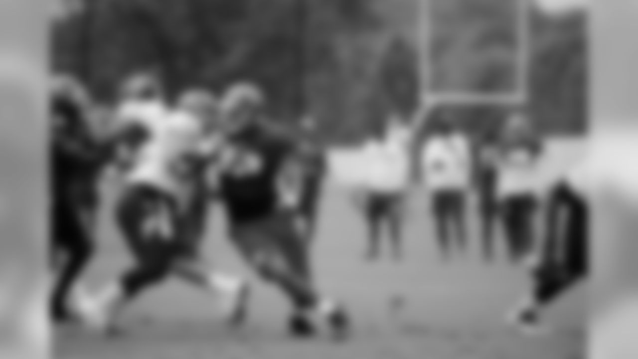 training-camp-buccaneers-180816b44196