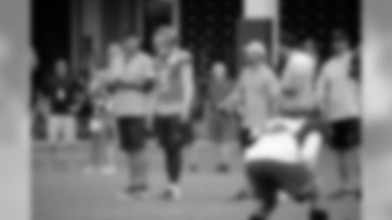 training-camp-buccaneers-180816b44201