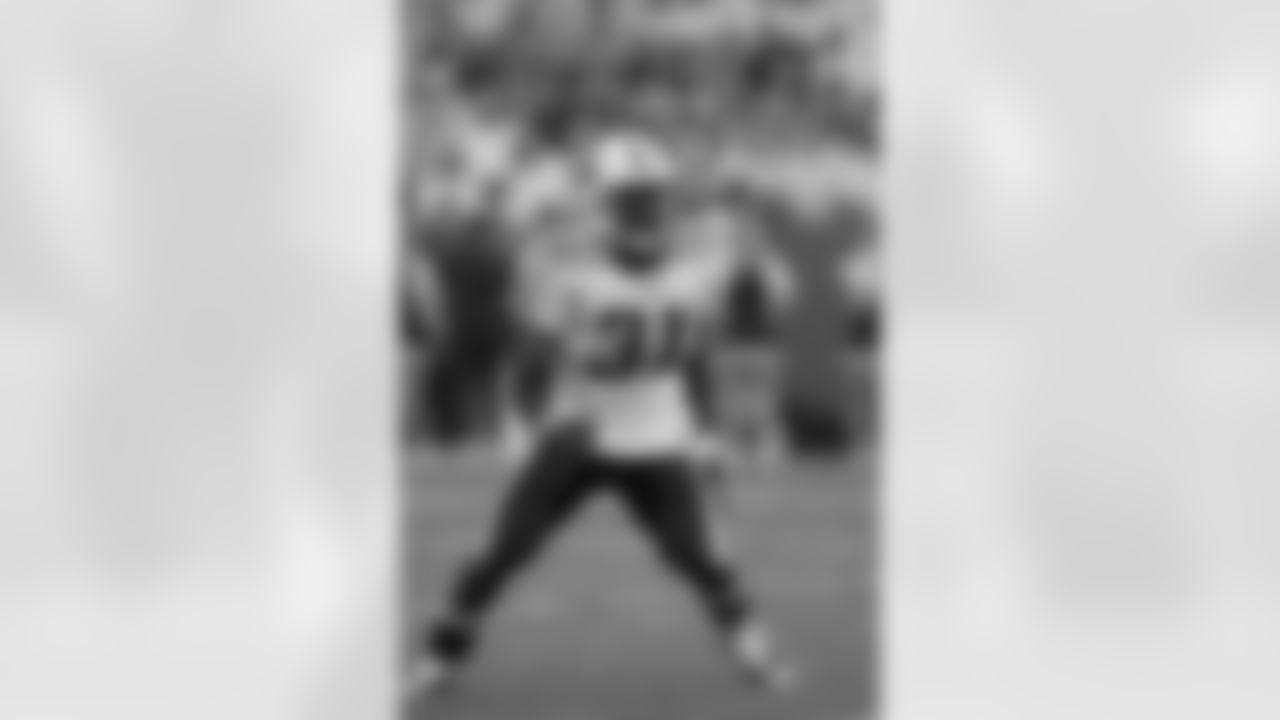 S Lance Schulters signed with the Titans in 2002 and delivered six interceptions that season.