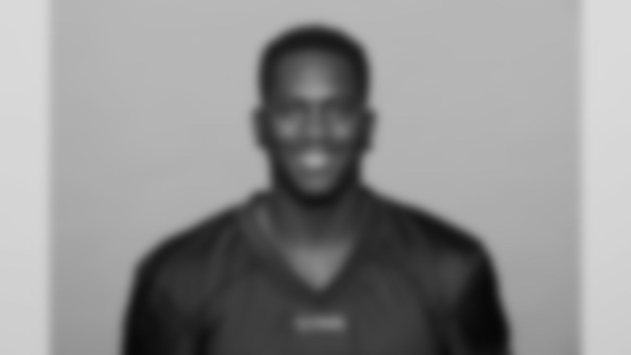 WR Harry Douglas