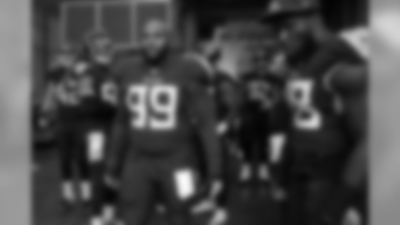 Tennessee Titans defensive tackle Jurrell Casey (99) and linebacker Brian Orakpo (98) wait to take the field before an NFL football game between the Titans and the Baltimore Ravens Sunday, Oct. 14, 2018, in Nashville, Tenn. (AP Photo/James Kenney)