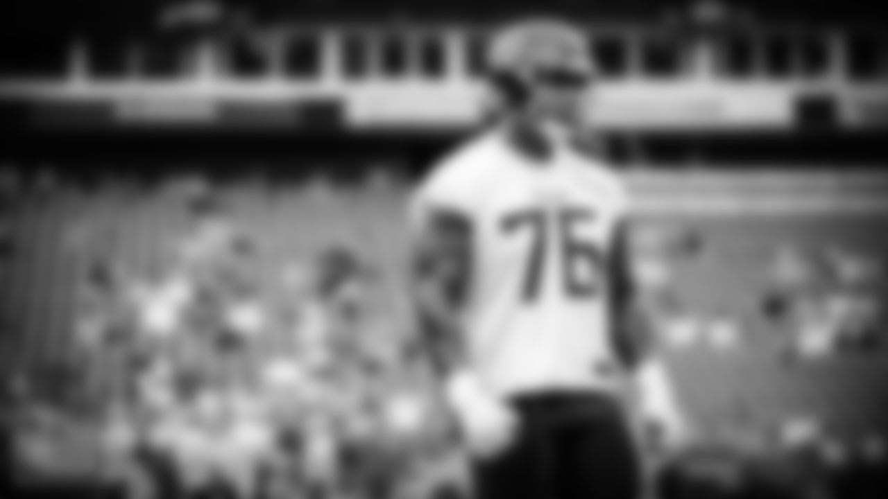 Guard Rodger Saffold III #76 of the Tennessee Titans during the open practice at Nissan Stadium on AUGUST 16, 2021 in Nashville, TN. Photo By Donald Page/Tennessee Titans