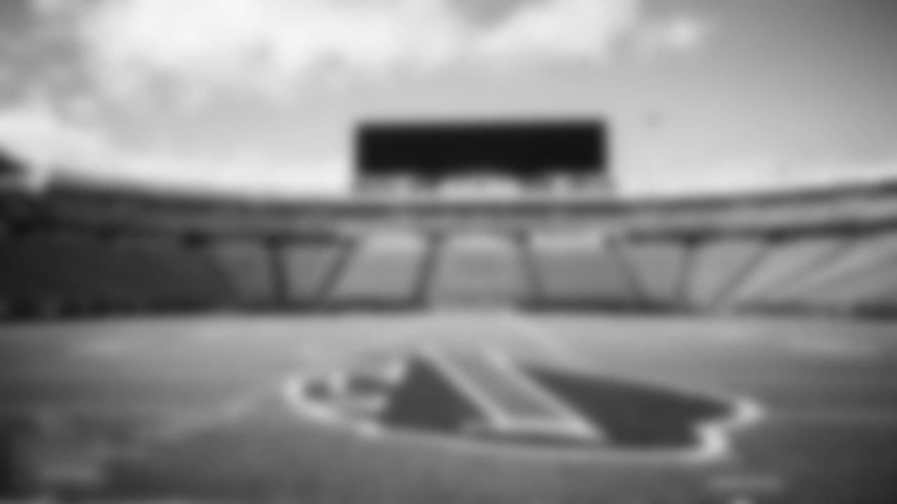 during the Monday Night Football game between the Tennessee Titans and the Buffalo Bills at Highmark Stadium on September 19, 2022 in Buffalo, New York. Photo By Donald Page/Tennessee Titans