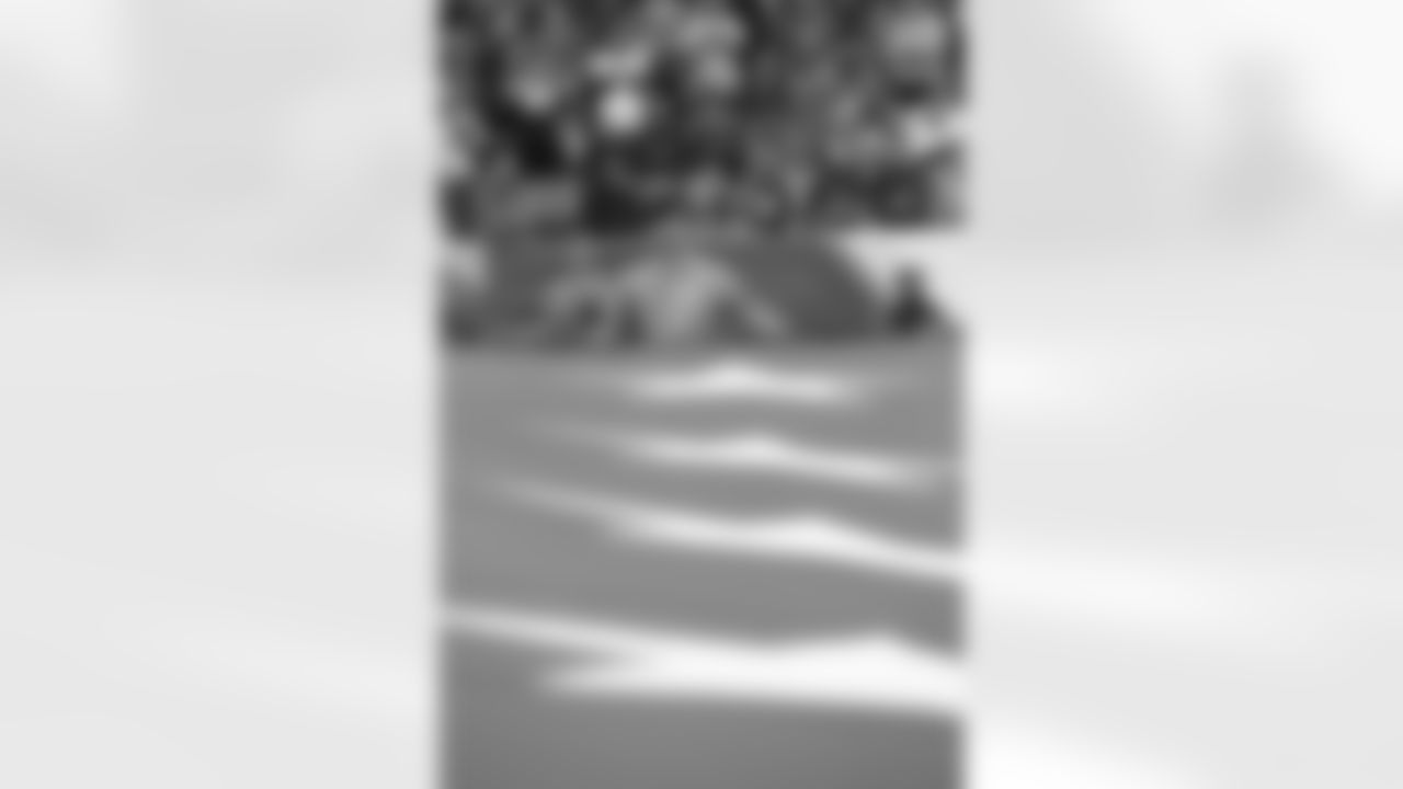 military2018titans60657