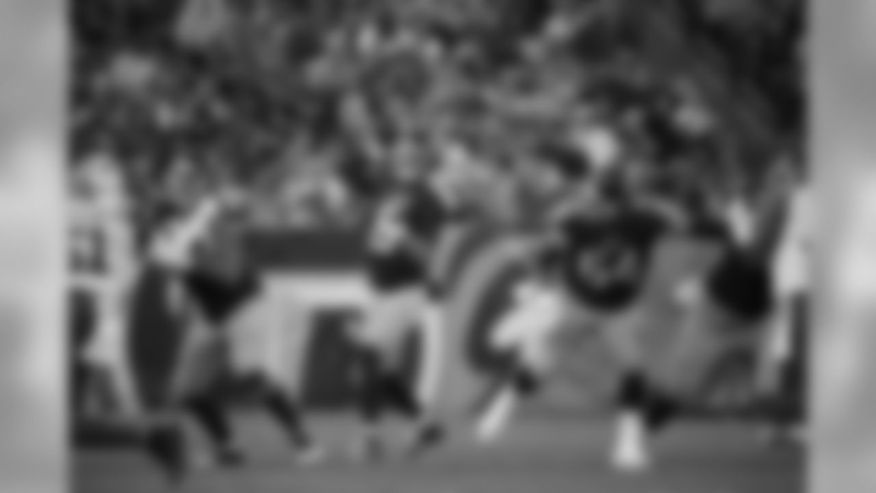 titans2018jets-action463310