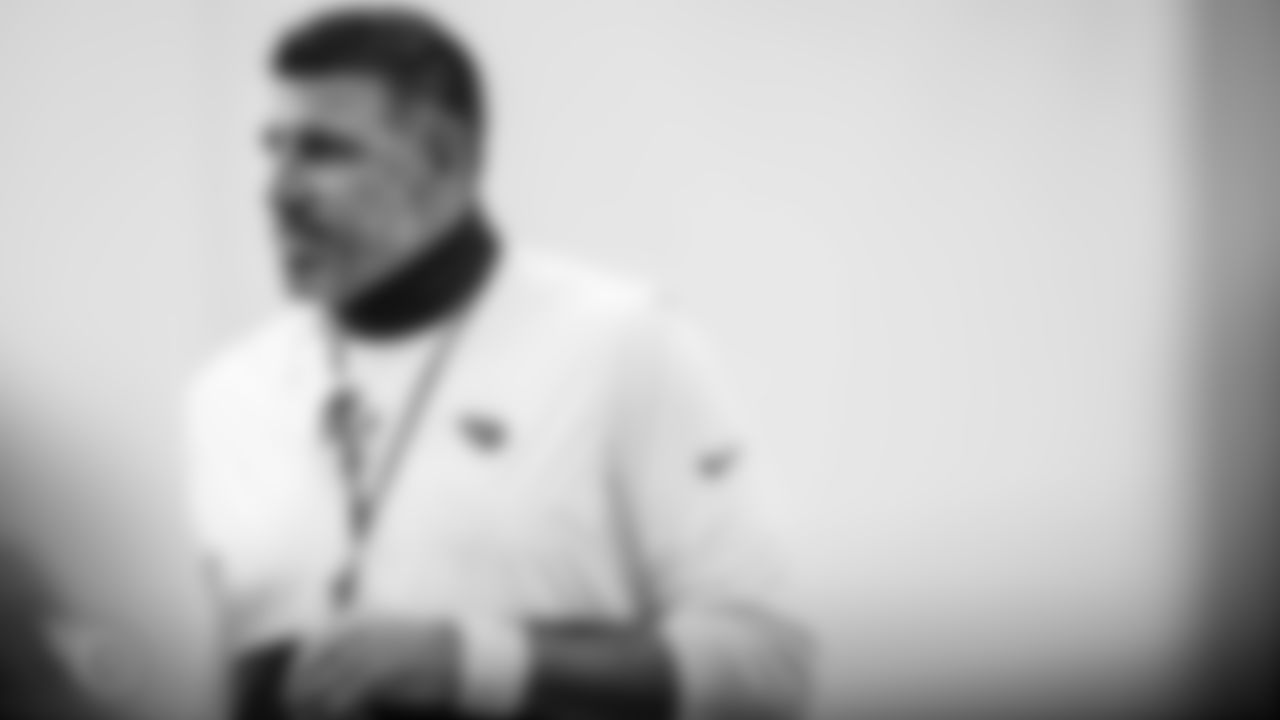 NASHVILLE, TN - SEPTEMBER 11, 2020 - Head coach Mike Vrabel of the Tennessee Titans during practice at Saint Thomas Sports Park in Nashville, TN. Photo By Donald Page/Tennessee Titans