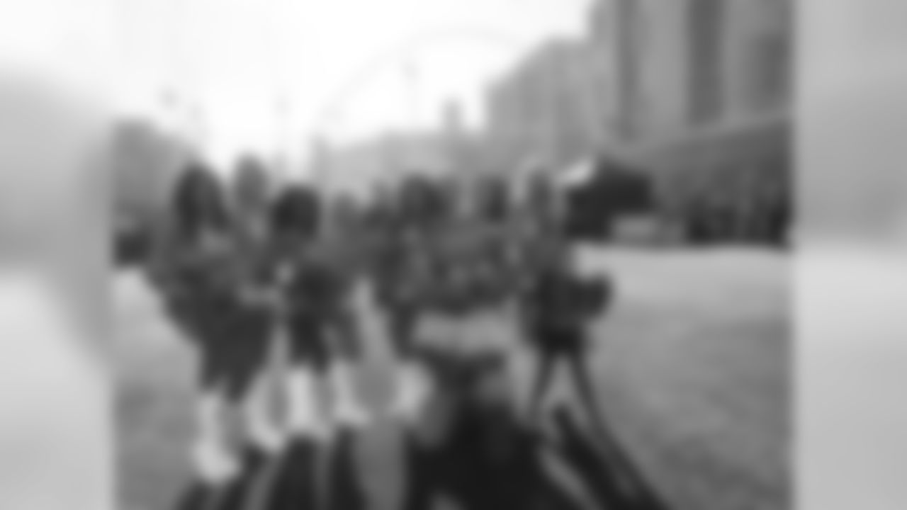 cheer2018london-sun56874