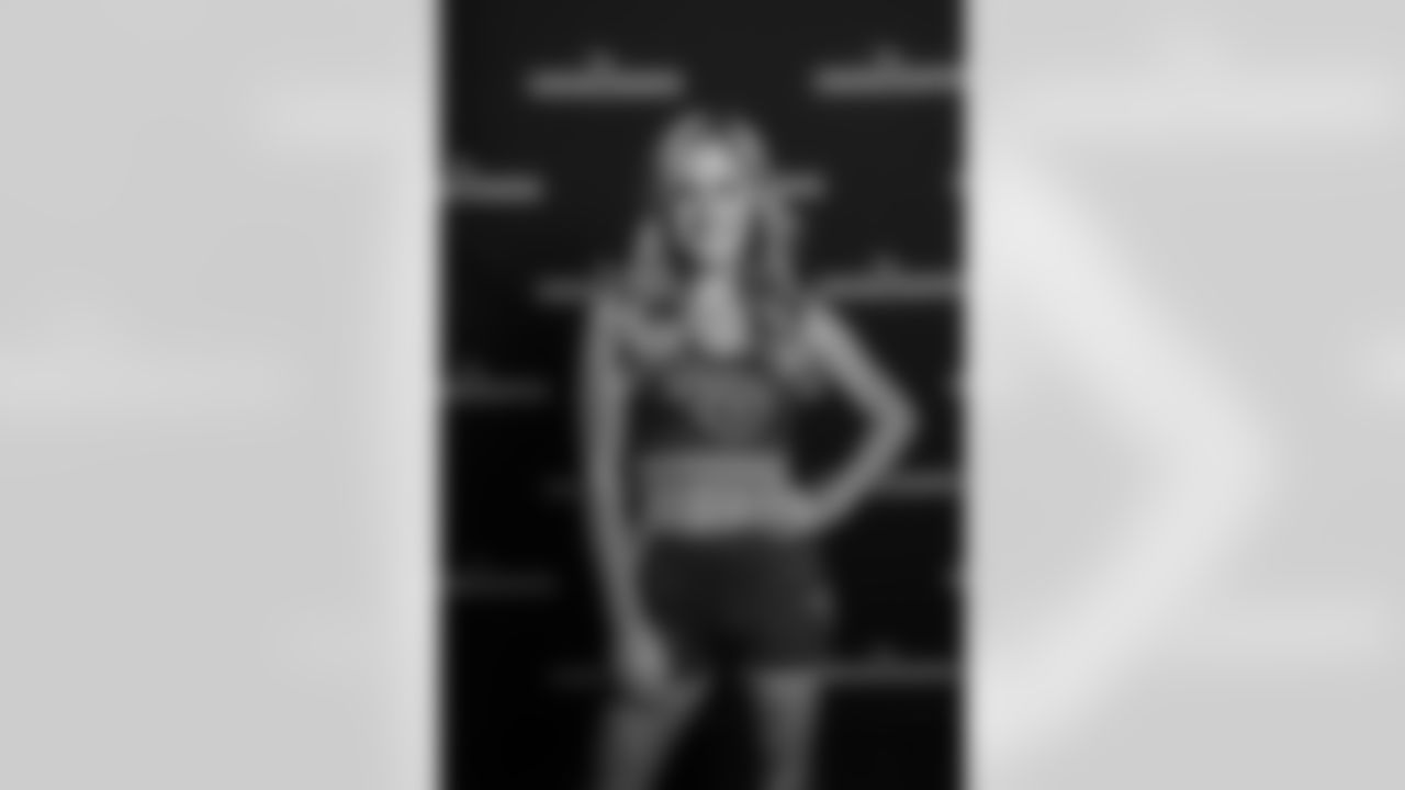 Anna Gustafson cheerleading tryout headshot on March 27, 2023 in Nashville, TN. Photo By Kaitlyn Hungerford/Tennessee Titans