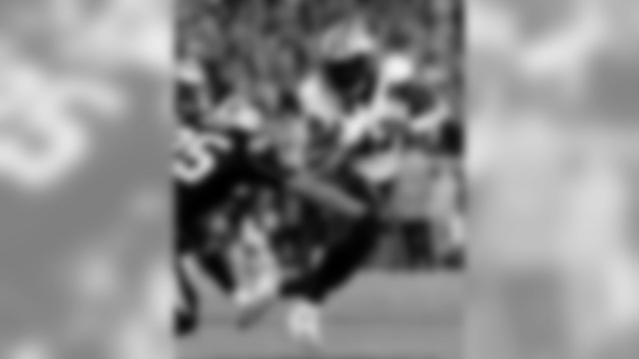 Saints 12 - Carolina 9 (W)
New Orleans Saints 2018 Season
Michael C. Hebert