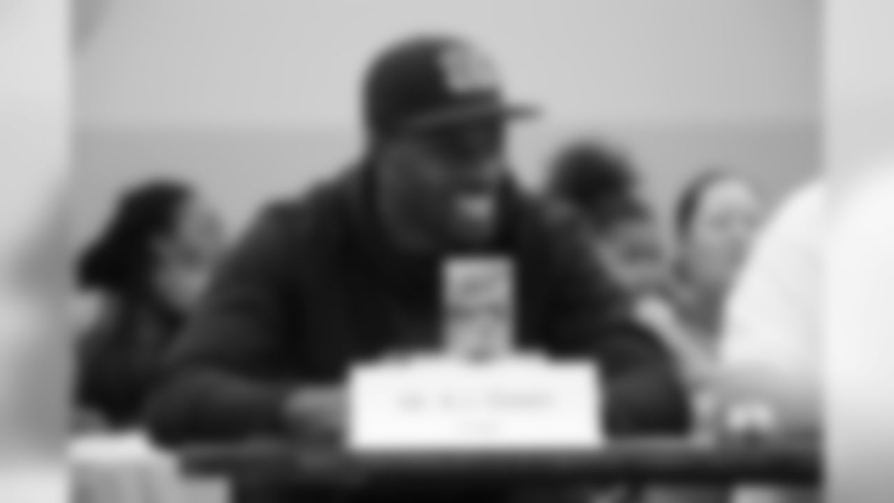 Green is all smiles as he guest judges the Boys & Girls Club of Greater Cincinnati Spelling Bee.