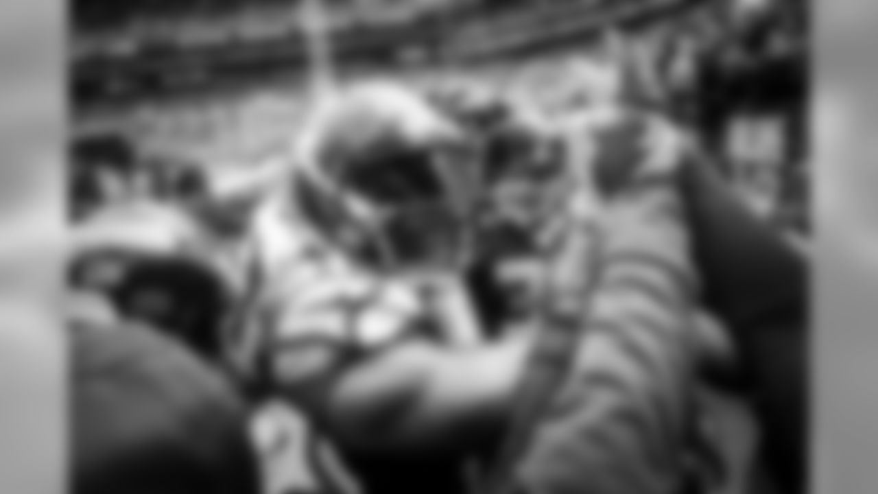 403_RING_SLIDESHOW