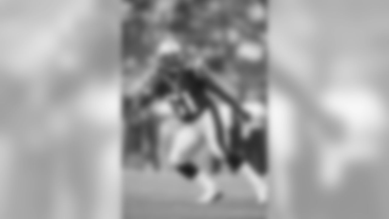 Jerod Mayo makes his Patriots Preseason debut on August 7, 2008 versus the Baltimore Ravens.
