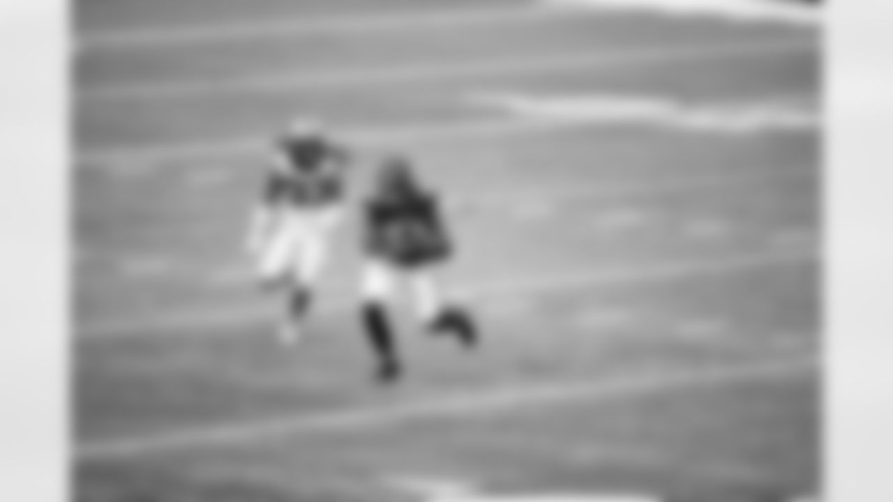 2020_1129_Panthers_Home_0459